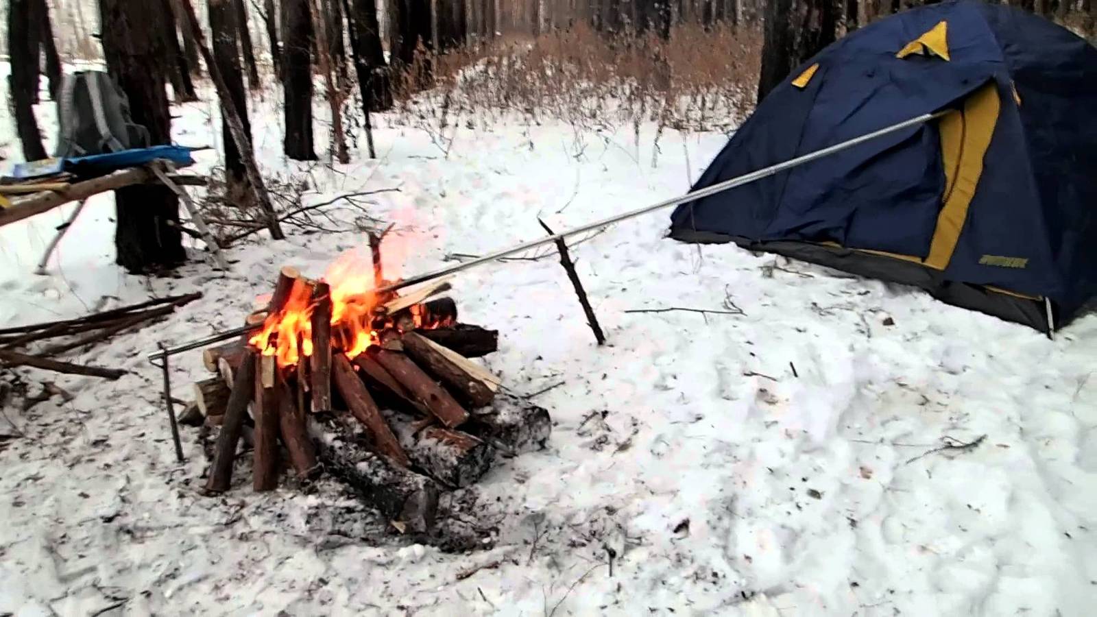 Как сделать обогрев палатки зимой своими руками